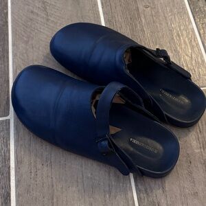 Beatrice Valenzuela Clogs Midnight (Navy) Leather Slip On Mules Women’s 7